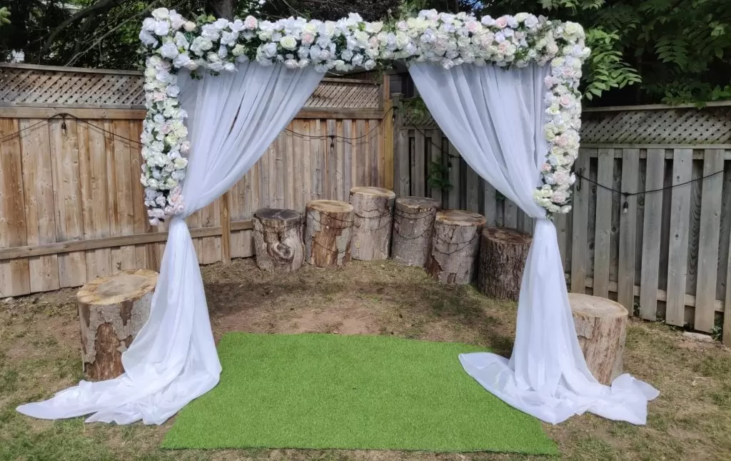Why Toronto Silk Flower Wall Rentals are Gaining Popularity