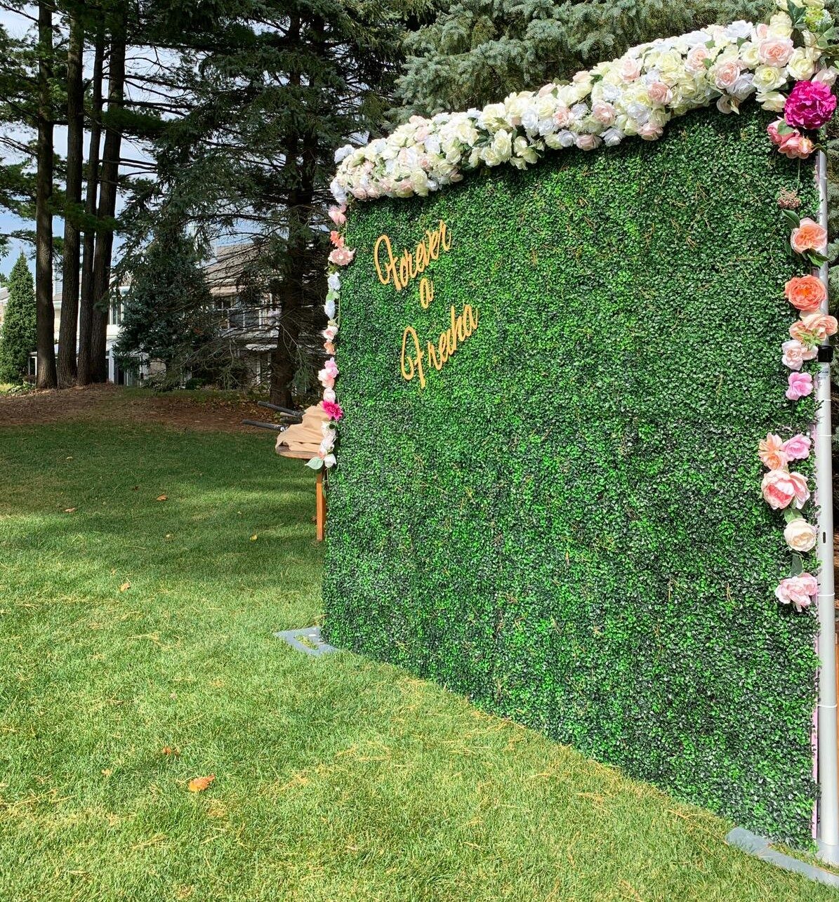 Green Flower Wall 