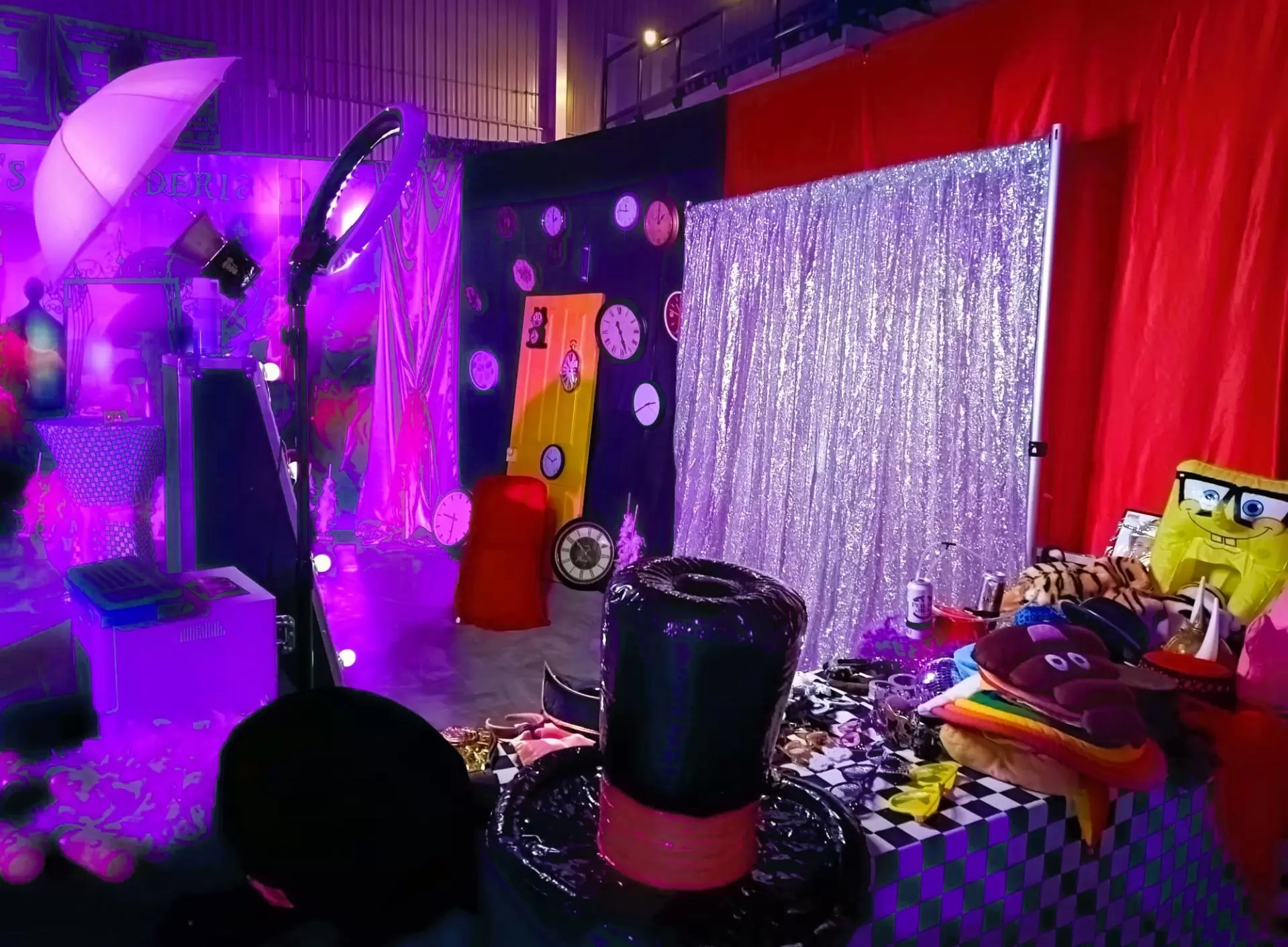 Mirror Me Rent Markham Photo Booth Rent Markham Green Grass Backdrop for Corporate Events