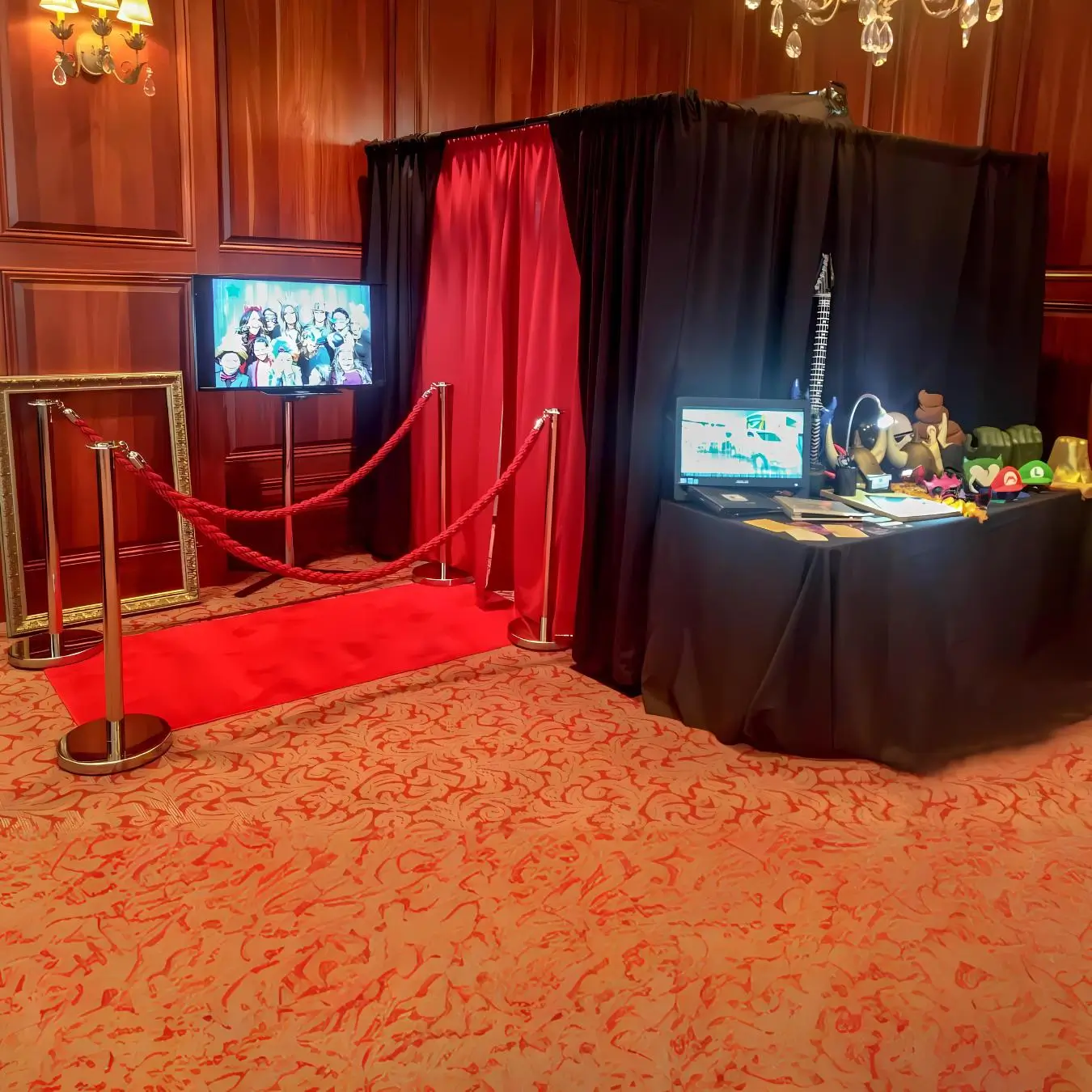 Enclosed Photo Booth Rental